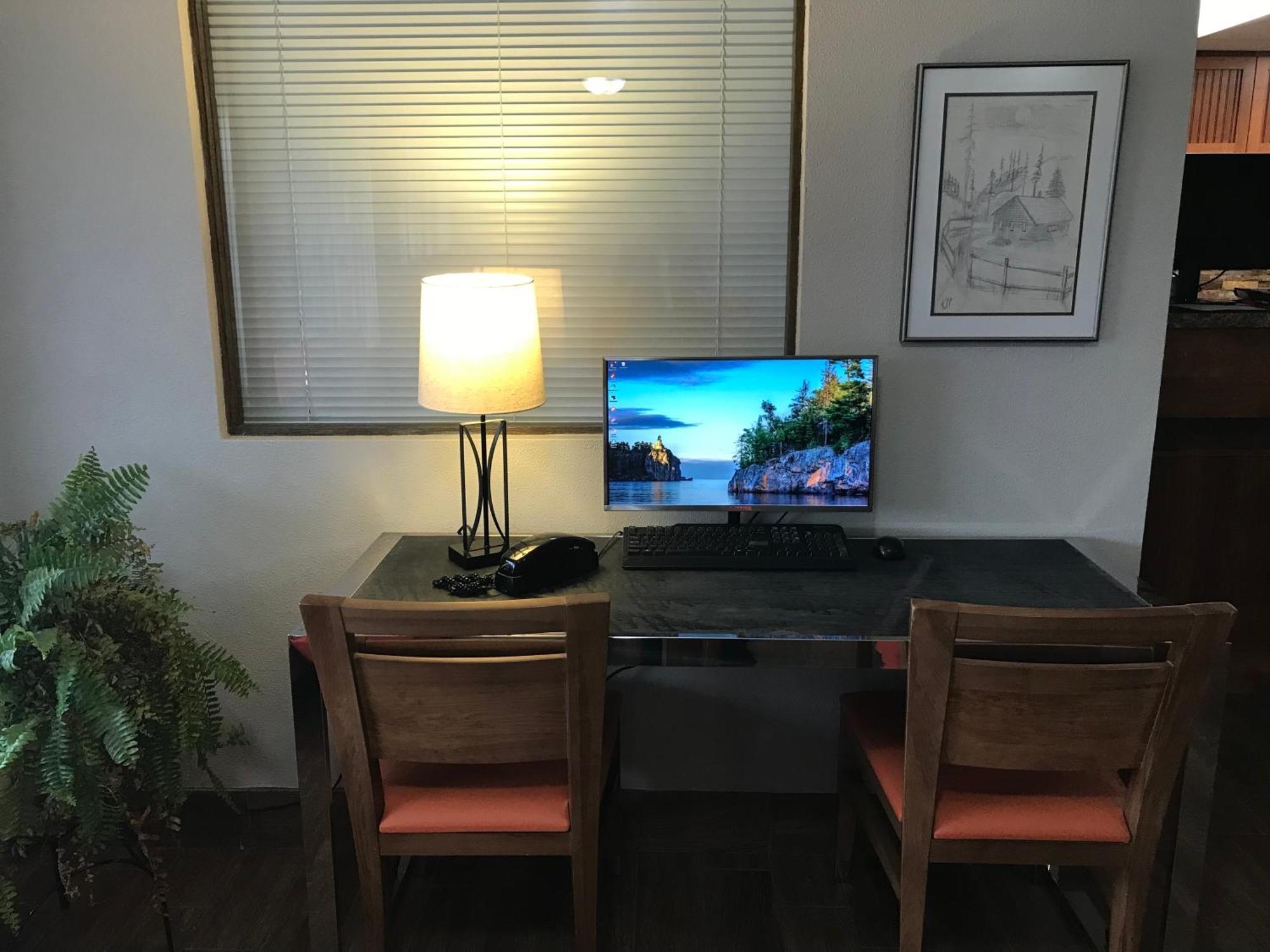 Days Inn By Wyndham International Falls Bagian luar foto
